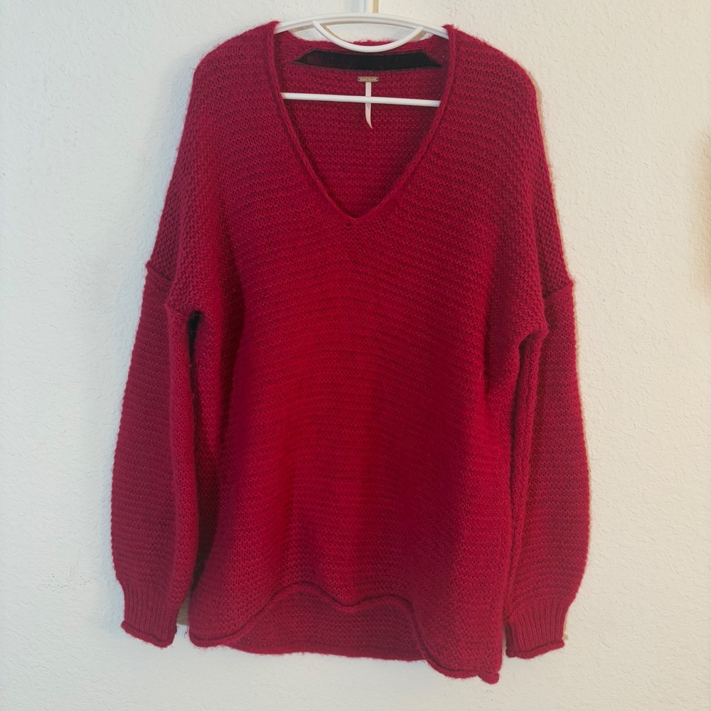 Free People All Mine Alpaca Blend V-Neck Pullover Sweater Size Small Magenta Red